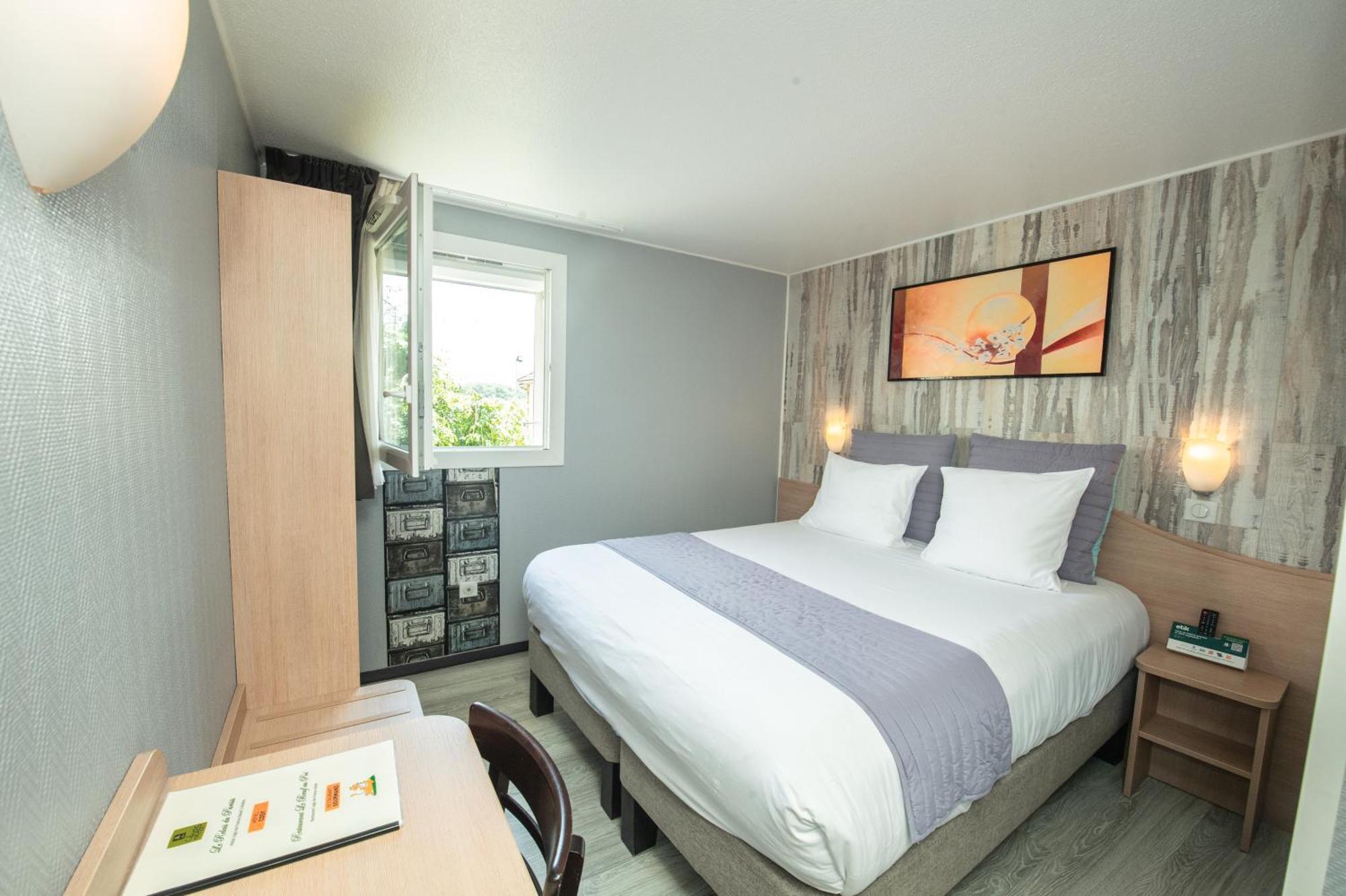 Logis Hotel - Le Relais Du Parisis Villeparisis Dış mekan fotoğraf