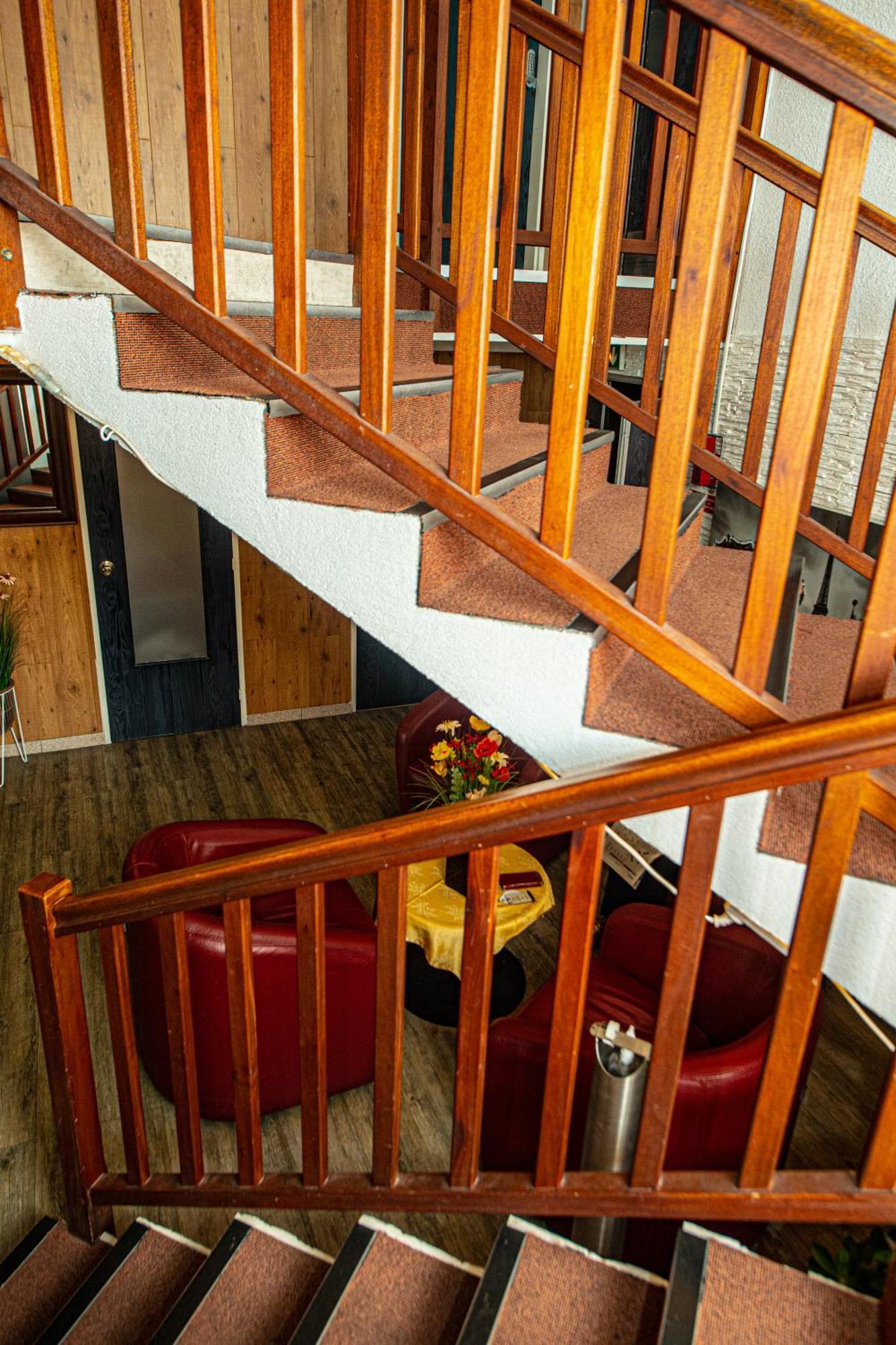 Logis Hotel - Le Relais Du Parisis Villeparisis Dış mekan fotoğraf