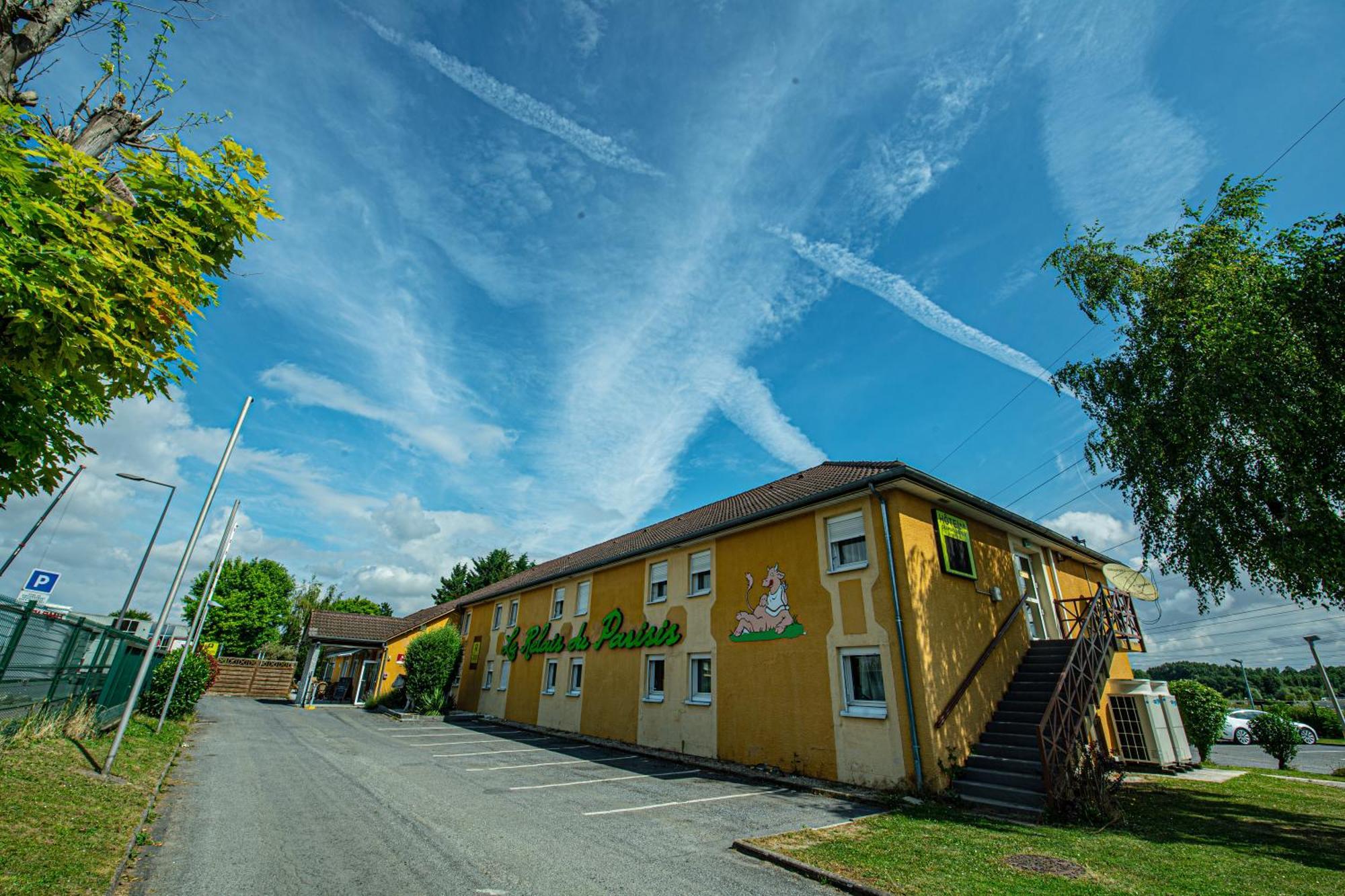 Logis Hotel - Le Relais Du Parisis Villeparisis Dış mekan fotoğraf