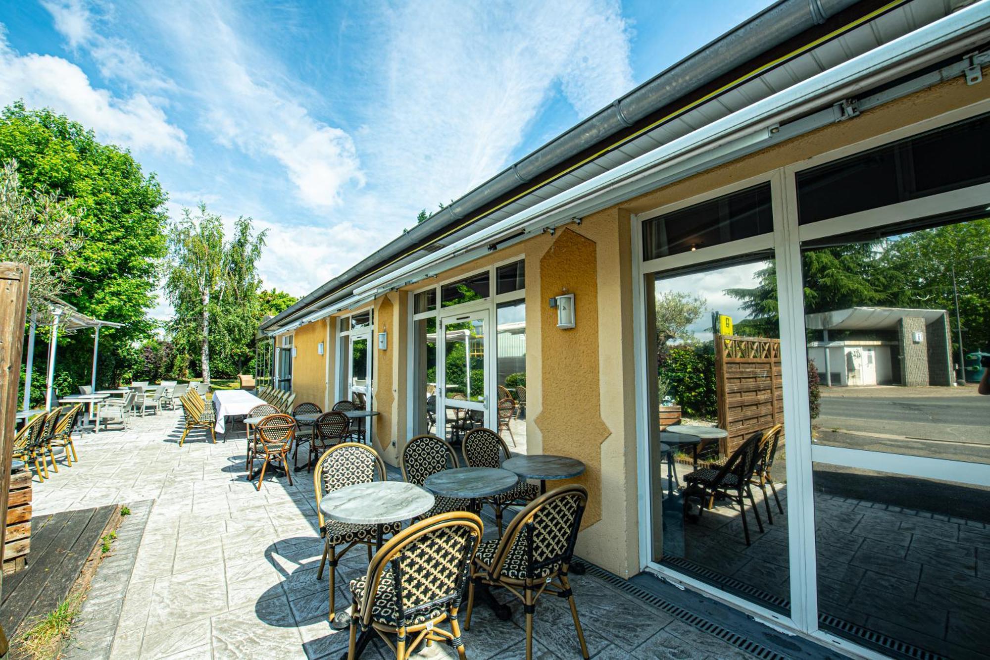Logis Hotel - Le Relais Du Parisis Villeparisis Dış mekan fotoğraf